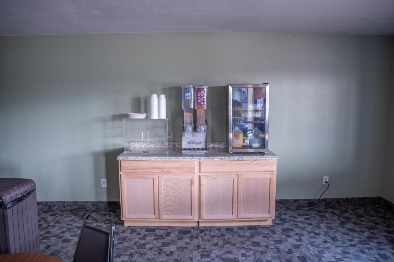 Wagner Lakeside Motel Bagian luar foto